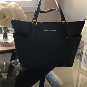 Michael kors tote black purse